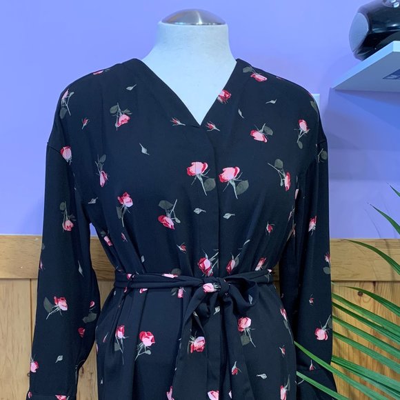 Dynamite Black Floral Long Sleeved belted Dress or tunic - Picture 3 of 7